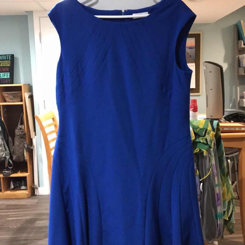 Women’s dress